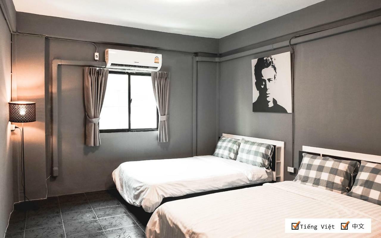 Yeehaa Hotel Банкок Екстериор снимка